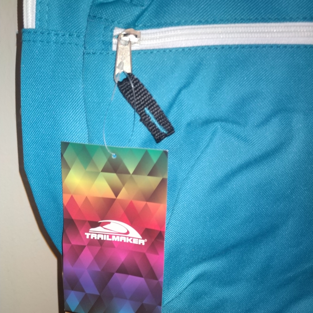 NWT Trailmaker Backpack - Picture 3 of 5